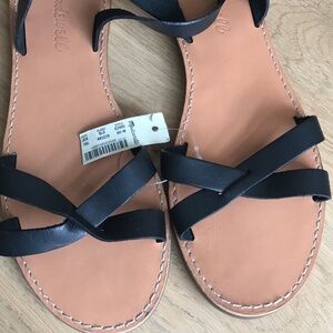 Madewell Boardwalk Crisscross Sandals  Color Black